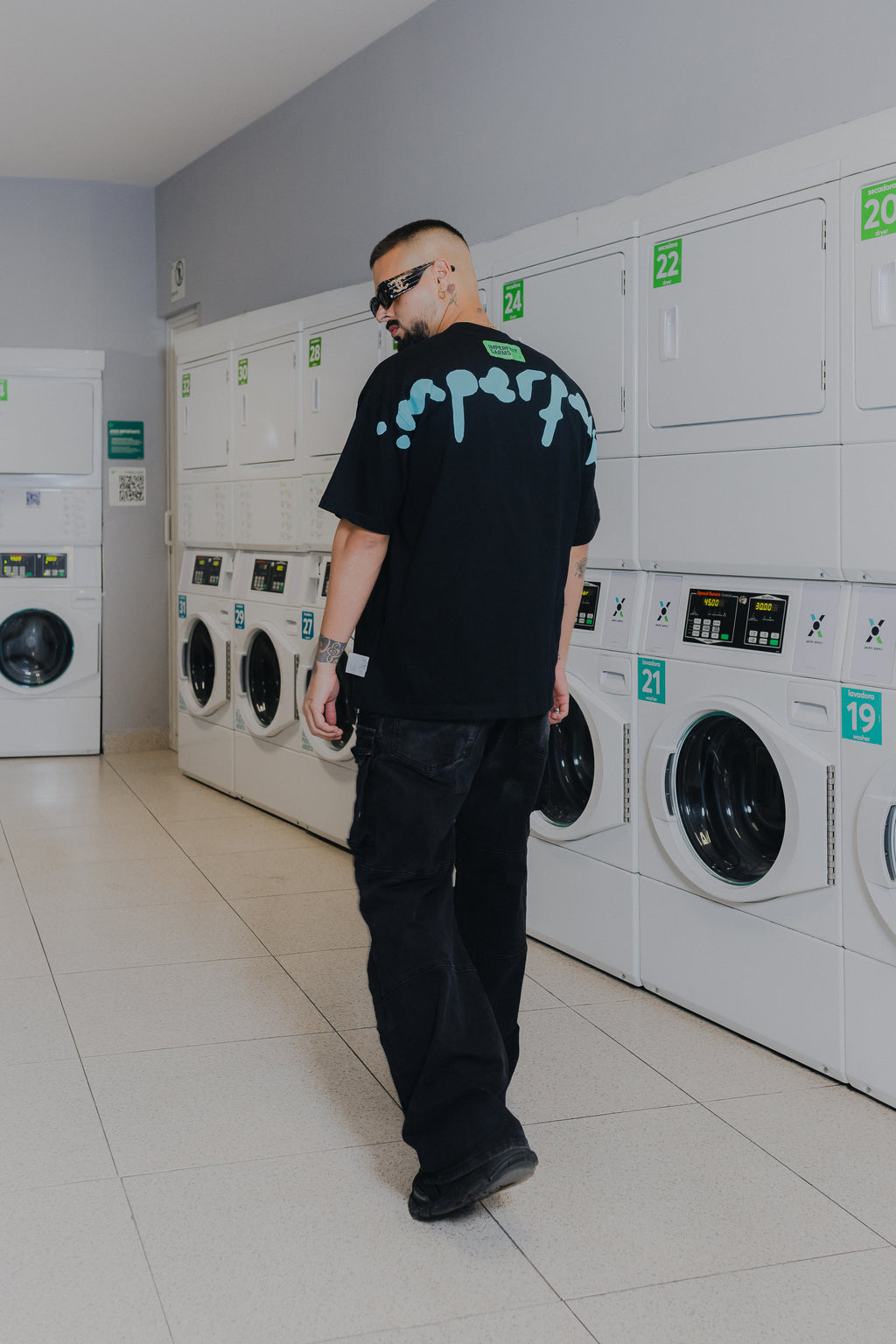 Imperfect T-shirt Negra